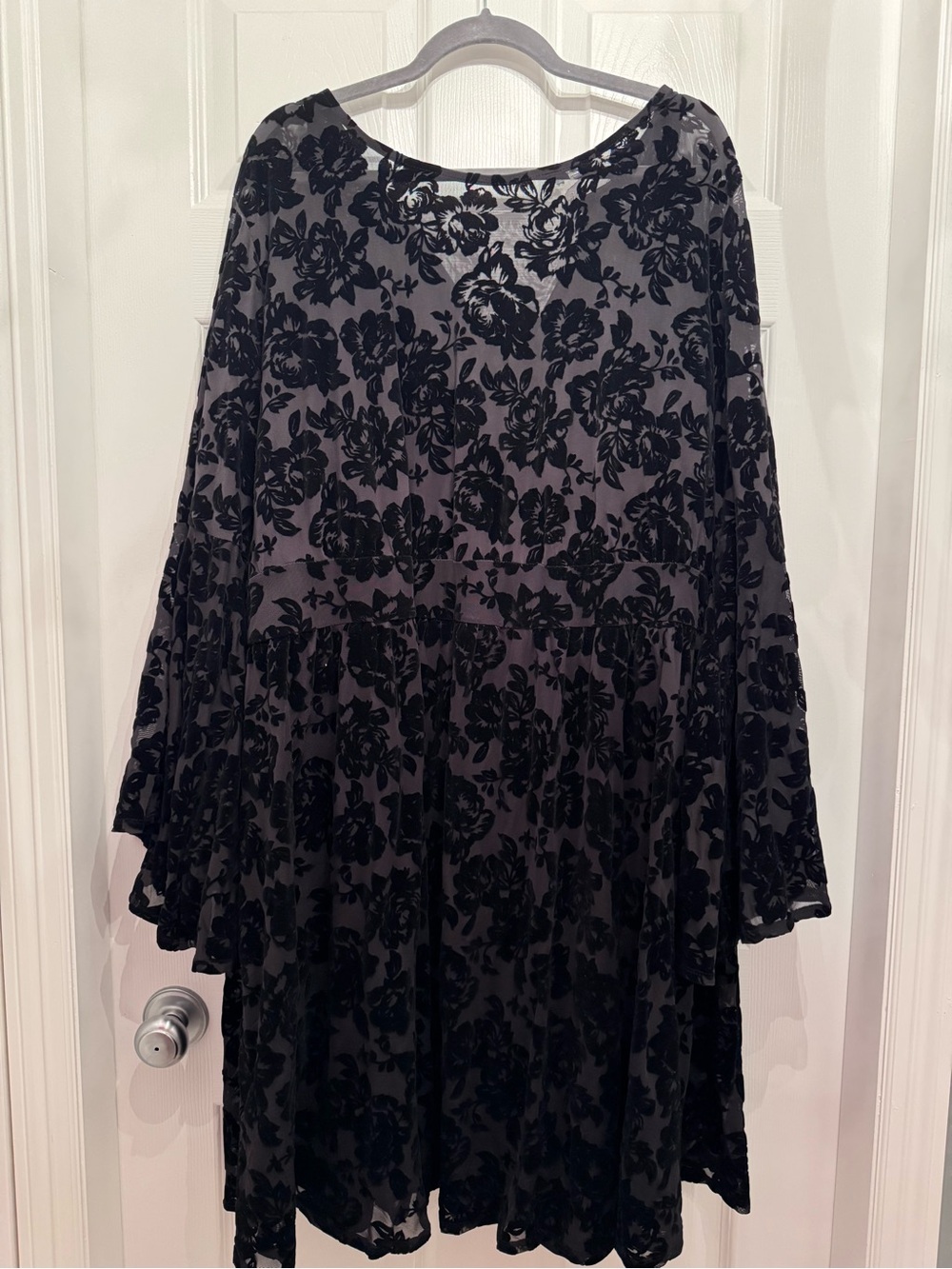Black Floral Velvet Burnout Swing Dress - Classic Women's Dress